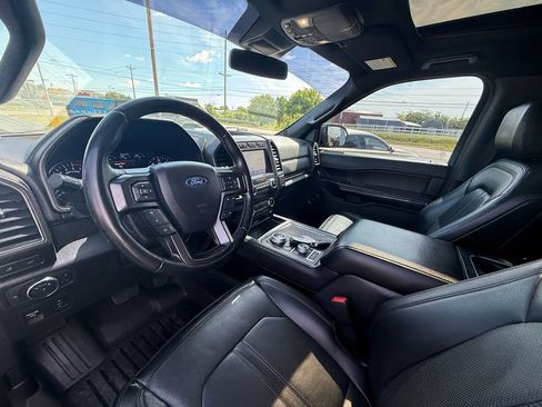 Used 2021 Ford Expedition Max Limited AWD/4WD image 14