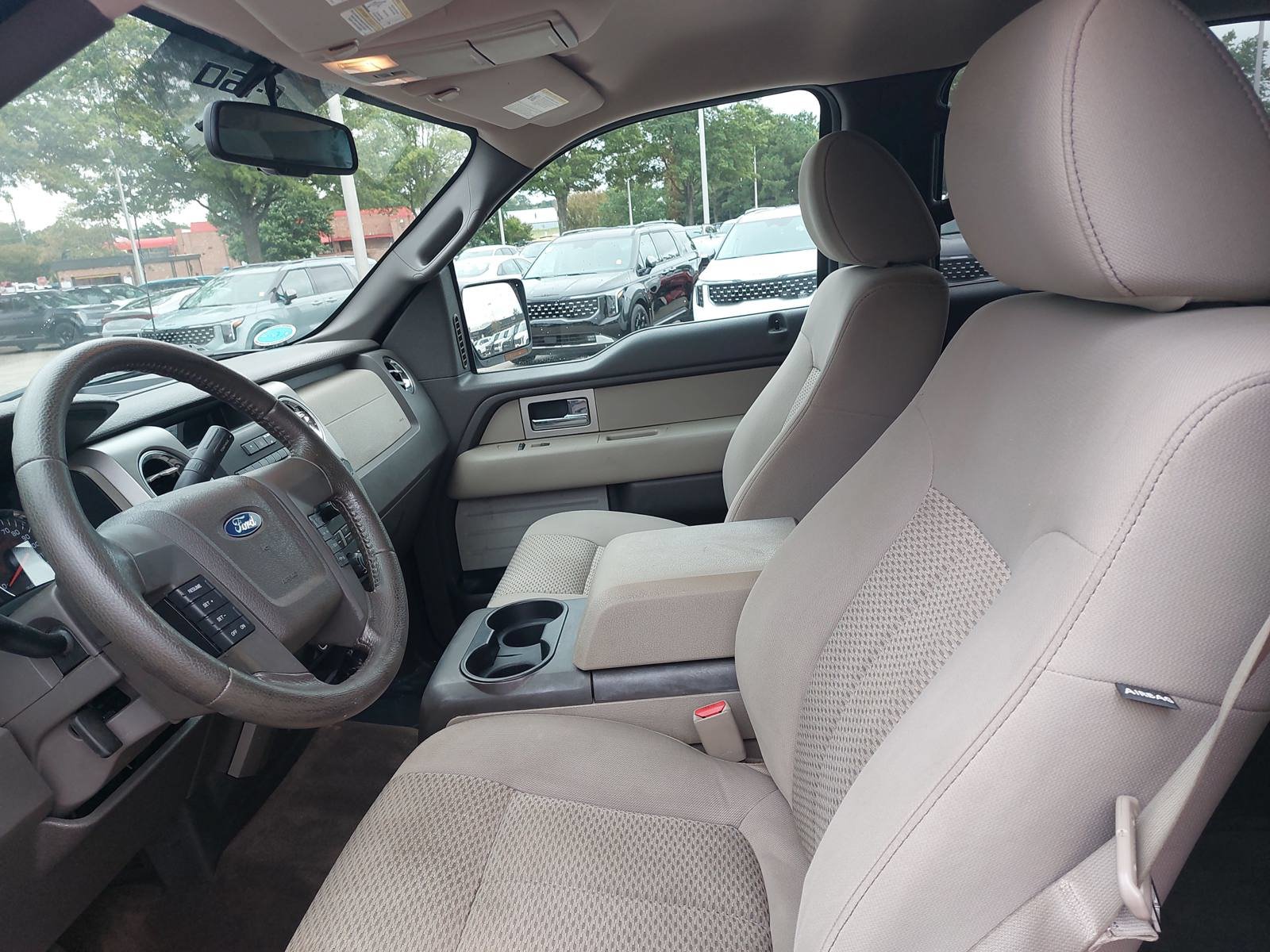 Used 2010 Ford F150 XLT AWD/4WD image 14