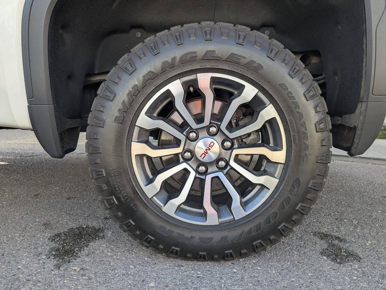 Used 2019 GMC Sierra 1500 AT4 AWD/4WD image 29