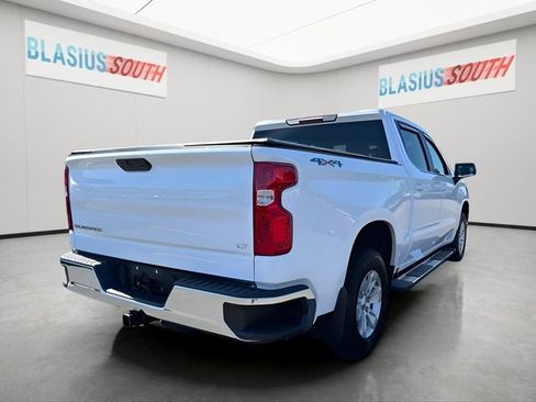 Used 2021 Chevrolet Silverado 1500 LT AWD/4WD image 3