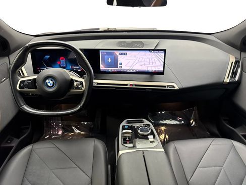 Used 2024 BMW iX xDrive50 w/ Sport Package AWD/4WD image 50