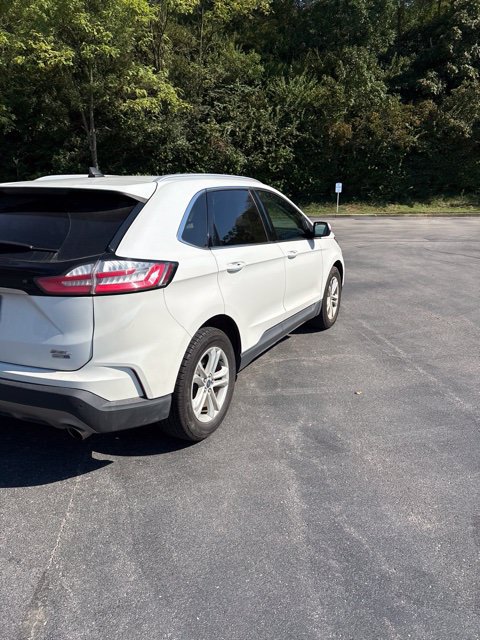 Used 2020 Ford Edge SEL w/ Convenience Package AWD/4WD image 5