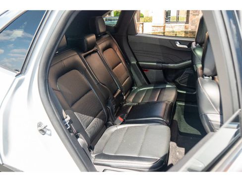 Used 2025 Ford Escape Platinum AWD/4WD image 19