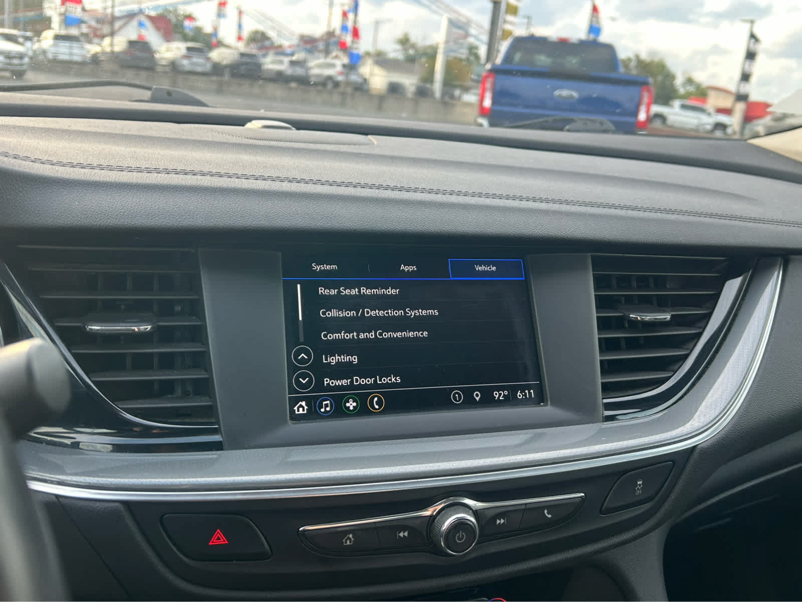 Used 2019 Buick Regal Preferred FWD image 29