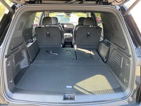 New 2026 Chevrolet Traverse Z71 w/ Driver Confidence Package image 21