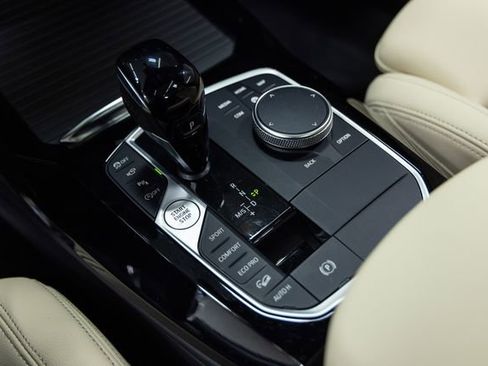 Certified 2024 BMW X3 xDrive30i w/ Premium Package image 19