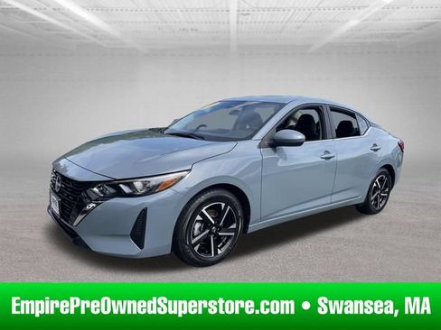 Used 2024 Nissan Sentra SV FWD image 1