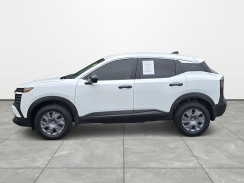 Used 2026 Nissan Kicks S FWD image 7
