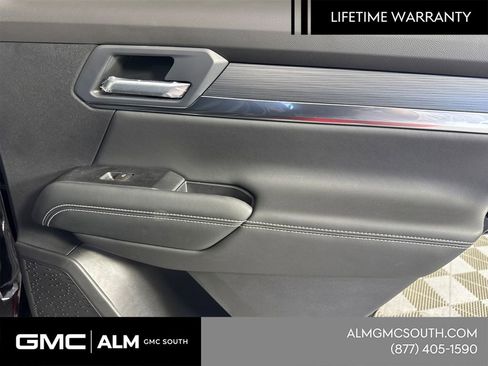 New 2026 GMC Terrain Elevation w/ Elevation Premium Package image 18