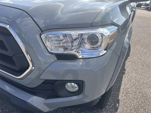 Used 2021 Toyota Tacoma SR5 image 10