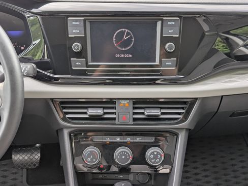 Used 2023 Volkswagen Taos S FWD image 25
