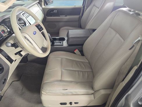 Used 2012 Ford Expedition XLT w/ Leather Seating Pkg image 5