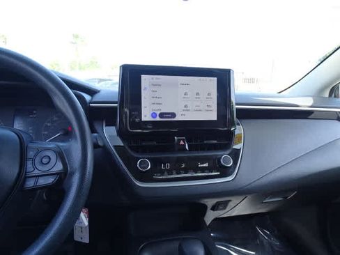 Used 2023 Toyota Corolla LE FWD image 27