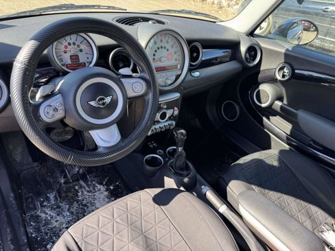 Used 2009 MINI Cooper Clubman Hardtop image 9