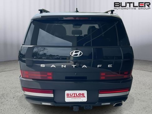Used 2024 Hyundai Santa Fe Limited FWD image 5