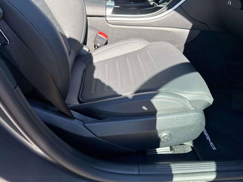 Used 2024 Mercedes-Benz C 300 Sedan image 11