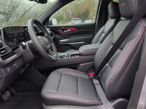 New 2026 Chevrolet Traverse Z71 w/ Driver Confidence Package image 13