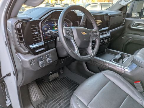 Used 2024 Chevrolet Silverado 3500 LTZ w/ LTZ Plus Package image 15