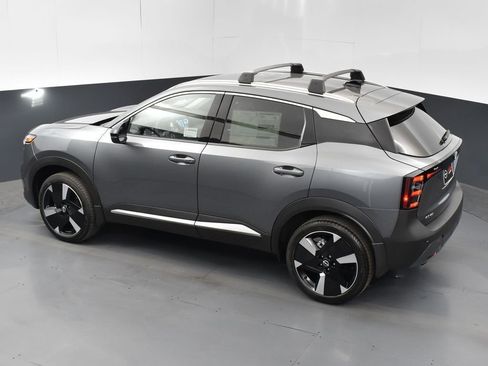 New 2026 Nissan Kicks SR w/ Cold Weather Package image 48