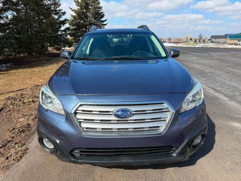 Used 2017 Subaru Outback 2.5i Premium image 5