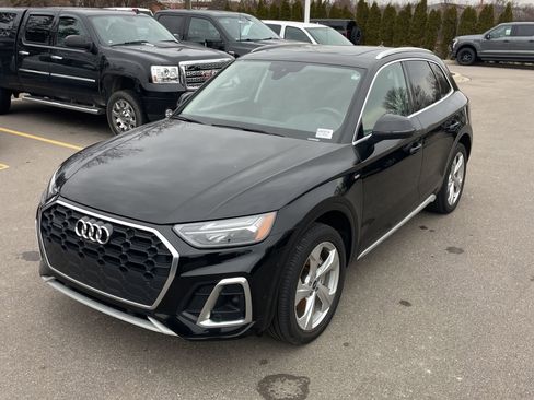 Used 2023 Audi Q5 2.0T Premium Plus w/ Premium Plus Package image 1