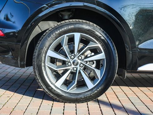 Used 2023 Audi Q5 2.0T Premium w/ Convenience Package image 10