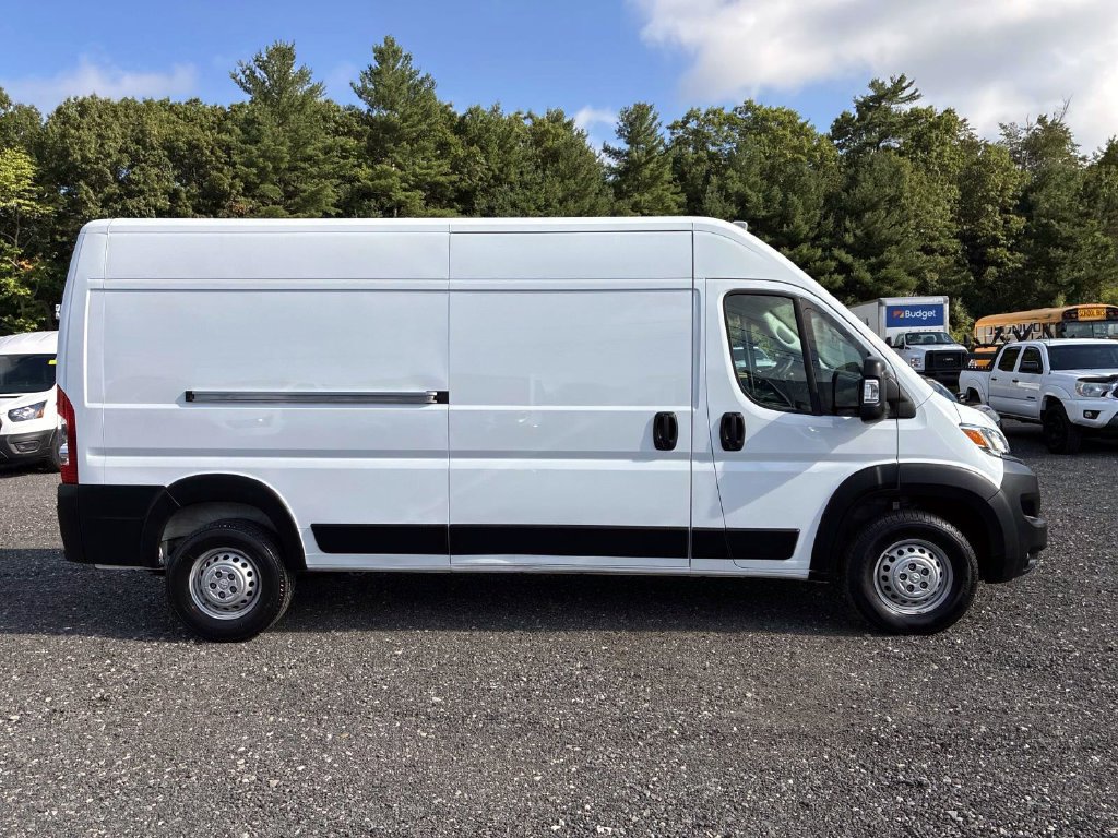 Used 2025 RAM ProMaster 3500 w/ Convenience Group FWD image 8