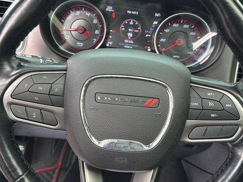 Used 2022 Dodge Charger SXT w/ Leather Interior Group RWD image 18