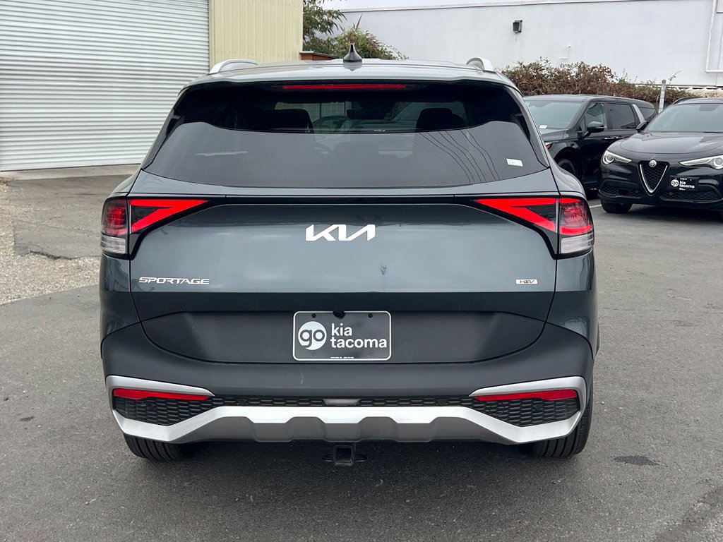 Used 2025 Kia Sportage EX AWD/4WD image 8