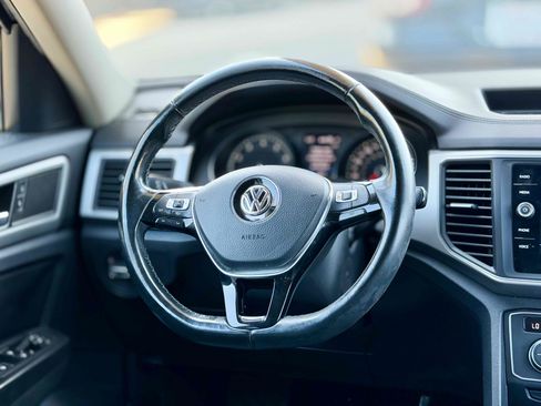 Used 2019 Volkswagen Atlas SE FWD image 22