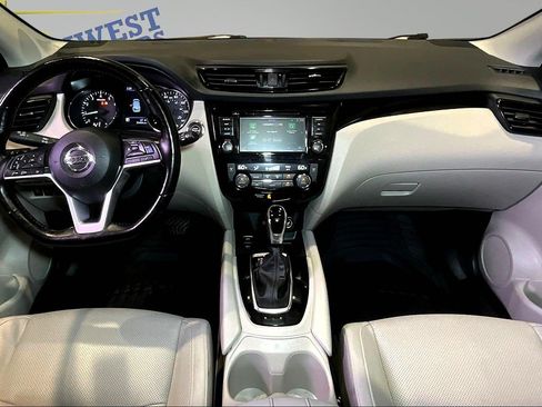 Used 2022 Nissan Rogue Sport SL AWD/4WD image 8