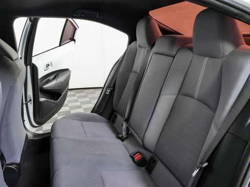 Used 2022 Toyota Corolla SE FWD image 18
