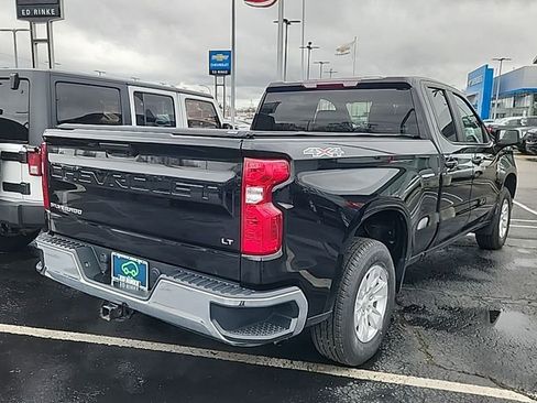 Used 2020 Chevrolet Silverado 1500 LT w/ Trailering Package image 4