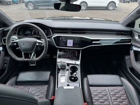 Used 2024 Audi RS 7 Performance AWD/4WD image 15
