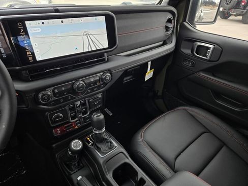 New 2026 Jeep Wrangler Unlimited Rubicon image 18