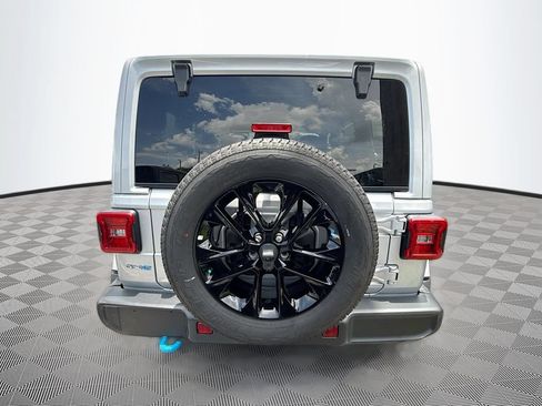 Certified 2022 Jeep Wrangler Unlimited Sahara w/ Cold Weather Group AWD/4WD image 7