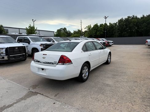 Used 2008 Chevrolet Impala LT FWD image 5