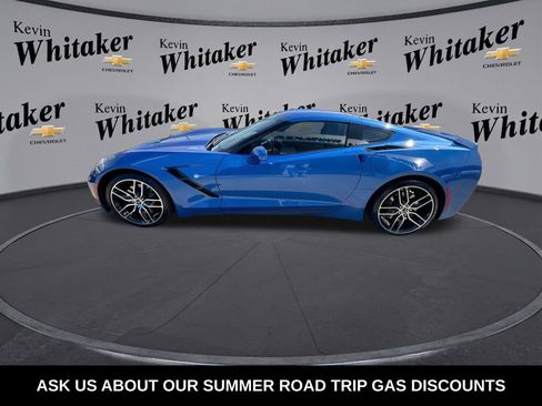 Used 2019 Chevrolet Corvette Stingray Coupe RWD image 6