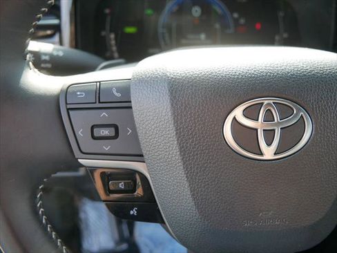 Certified 2025 Toyota Camry SE image 27