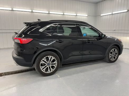Used 2021 Ford Escape SEL FWD image 3