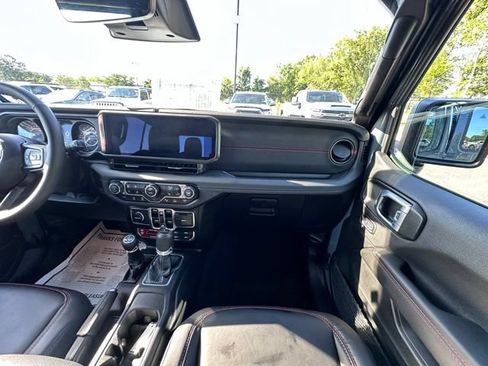 Used 2026 Jeep Gladiator Rubicon AWD/4WD image 28