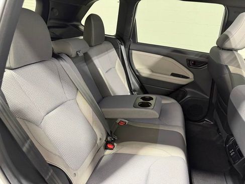 Certified 2025 Subaru Forester Premium AWD/4WD image 24