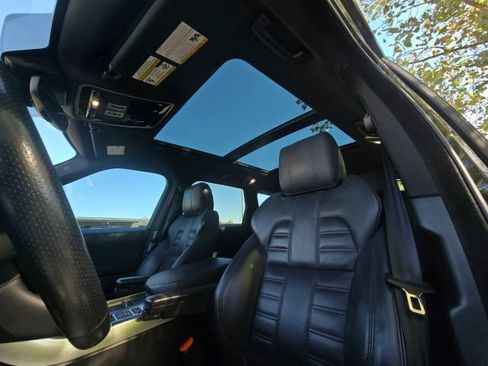 Used 2017 Land Rover Range Rover Sport HSE Dynamic image 31