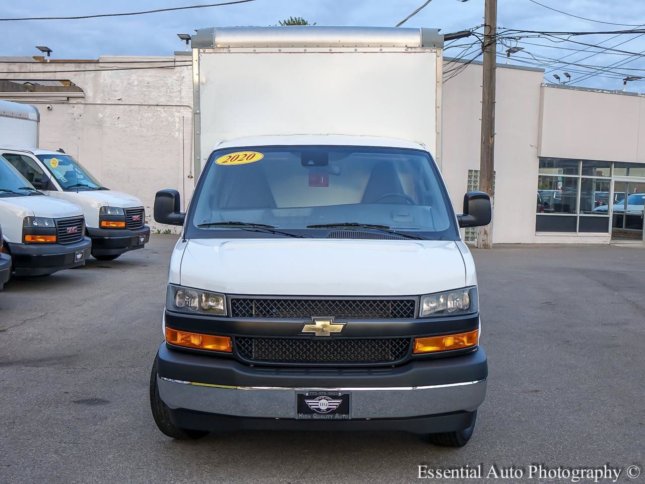 Used 2020 Chevrolet Express 3500 RWD image 4