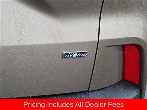 Used 2021 Ford Escape SEL w/ Technology Package FWD image 5