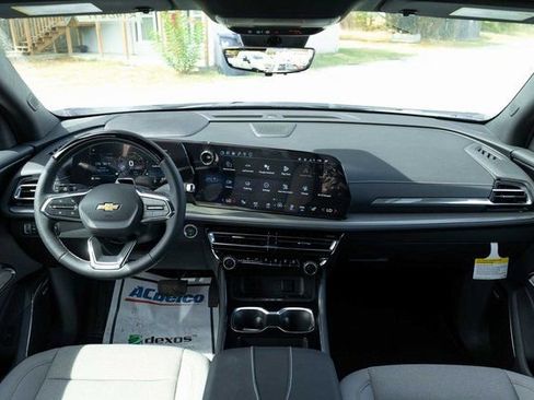 New 2026 Chevrolet Traverse LT w/ Enhanced Driving Package FWD image 15