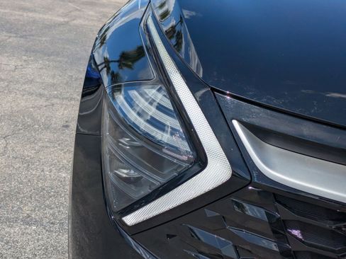 Certified 2024 Kia Sportage EX image 8