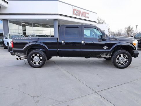 Used 2016 Ford F250 Platinum w/ FX4 Off-Road Package AWD/4WD image 7