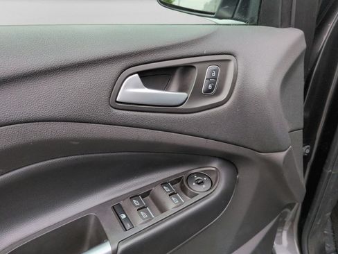 Used 2019 Ford Escape SEL AWD/4WD image 18