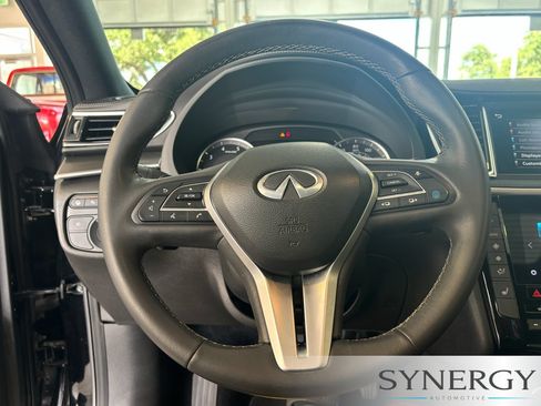 Certified 2023 INFINITI QX55 Luxe w/ Accent Package AWD/4WD image 14